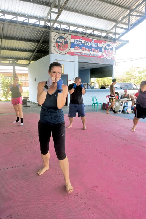 Bootcamp in Thailand, warming up, Muay Thai, KC gym, Thailand