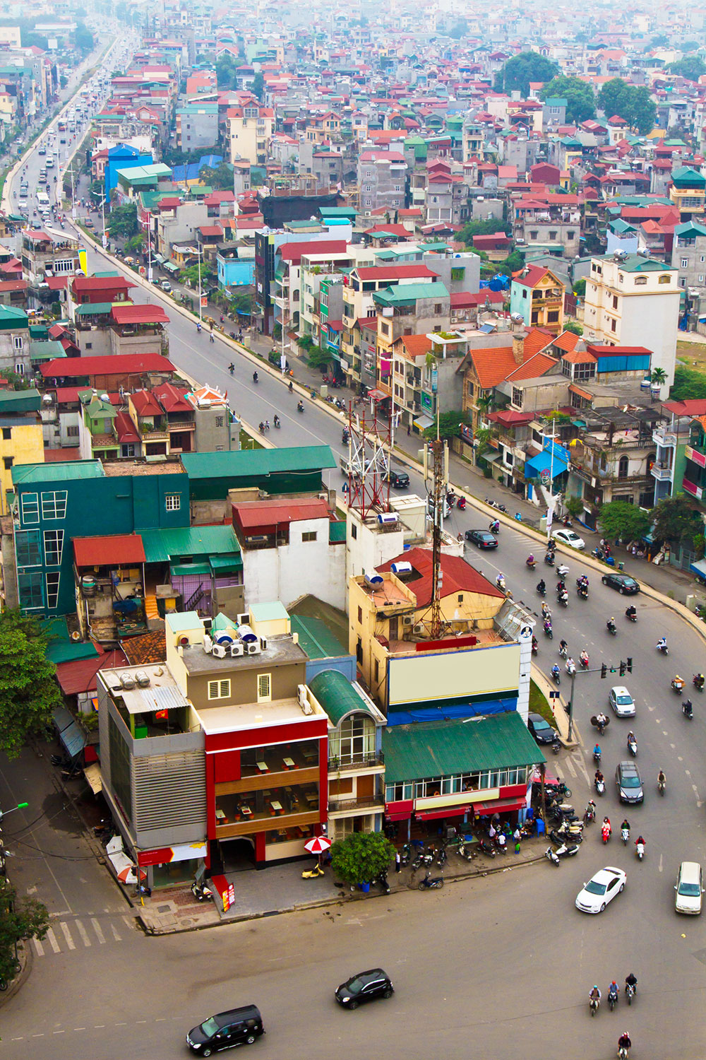 travel to Hanoi, travel to Ho Chi Minh City, two great cities to visit in Vietnam, colourful streets of Hanoi