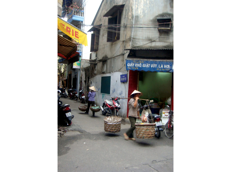 travel to Hanoi, travel to Ho Chi Minh City, two great cities to visit in Vietnam