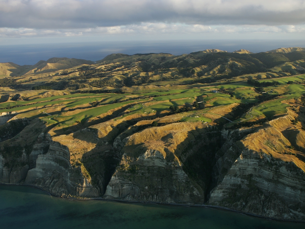 golf-the-farm-at-cape-kidnappers