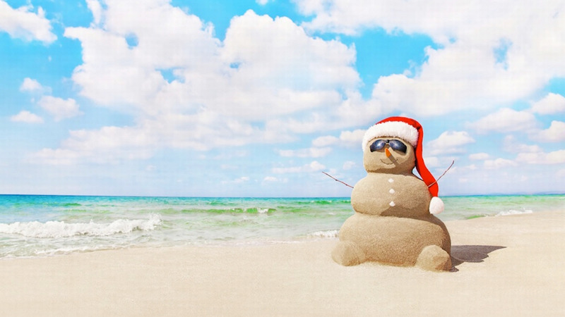 Christmas traditions - sandman on beach