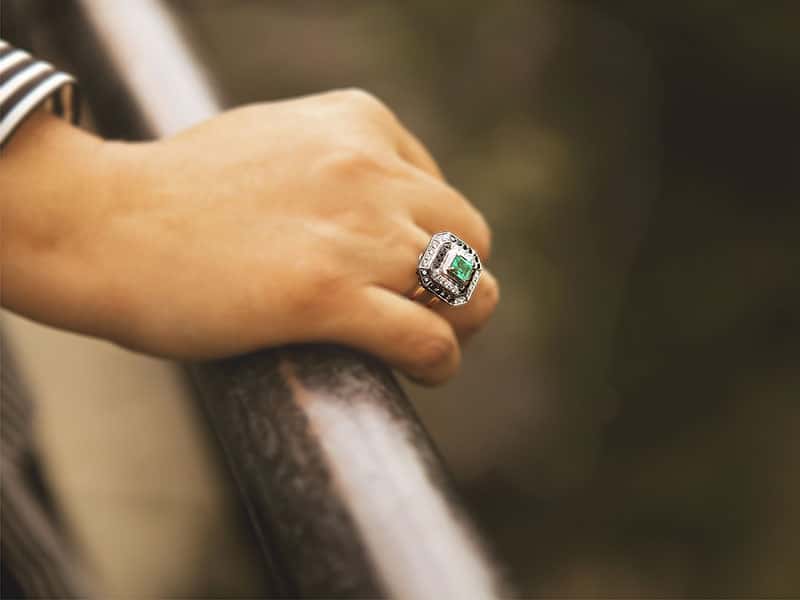 Weddings in Hong Kong - wedding rings zahaEtcetra