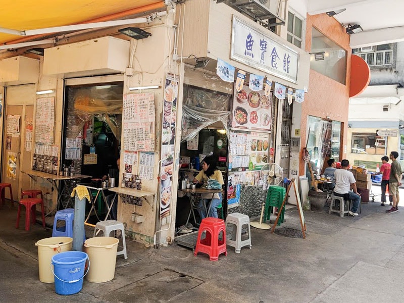 image of dai pai dong for story on living in Tai Hang