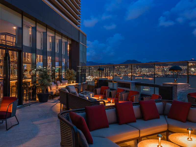 Cruise bar in Hong Kong - best bars with views