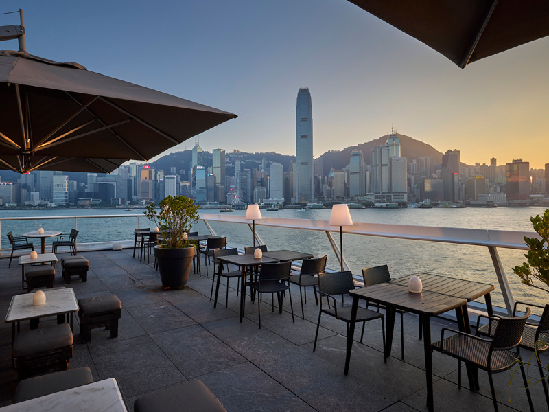 Hong Kong rooftop bars with a view - Harbourside Grill