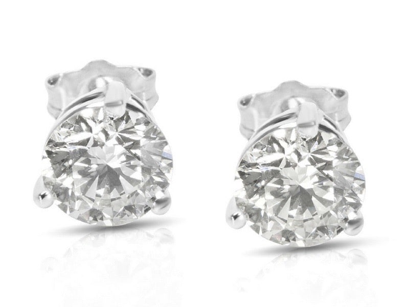 image of diamond earrings for hong kong jewellers