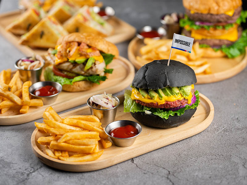 Vegan and vegetarian restaurants in Hong Kong - Impossible Burger at Ruby Tuesday