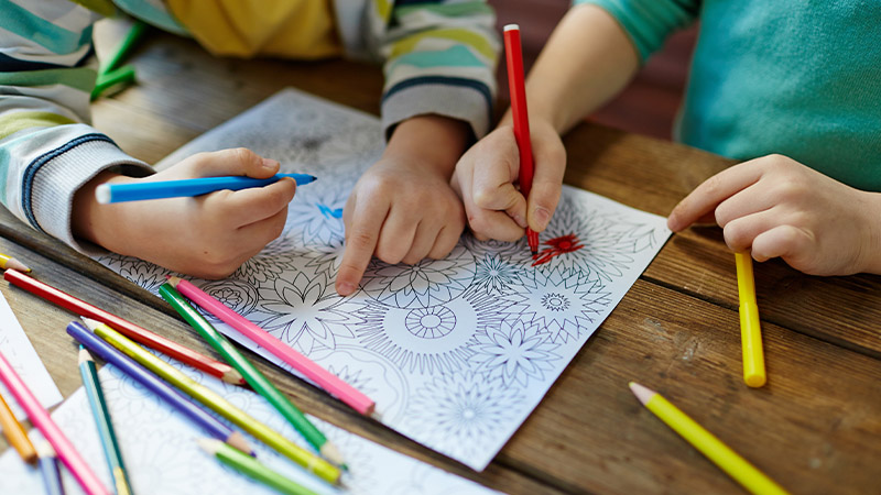 20 things to do with kids at home during their school break