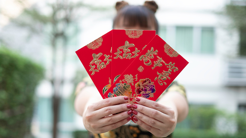 Chinese New Year etiquette - giving lai see