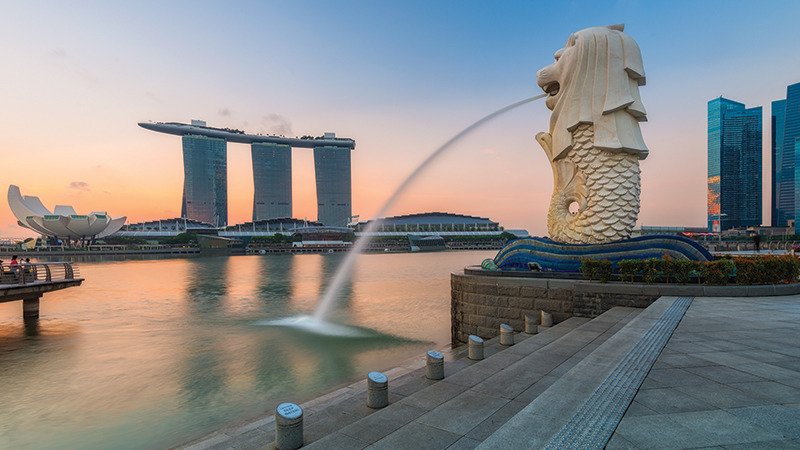 Singapore Merlion and Marina Bay Sands