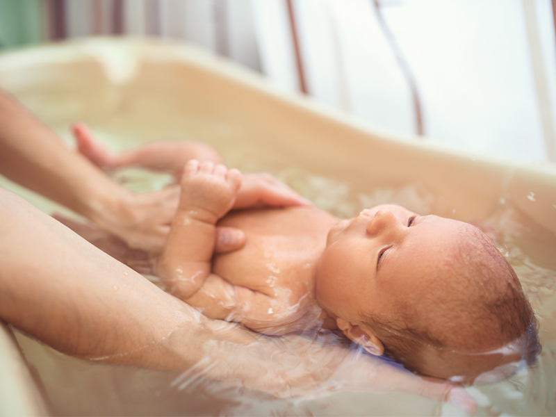 Bathing newborn babies - tips