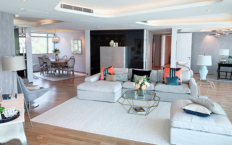 The Lily - serviced apartments in Repulse Bay - living room