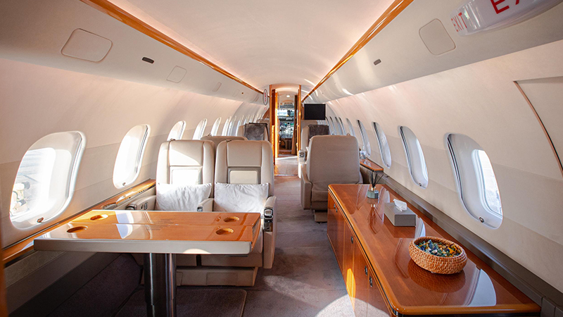 New holiday choices - private jet