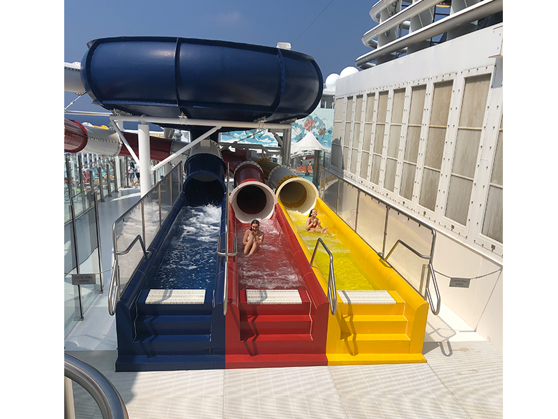 Luxury cruise holiday - Genting Dream seacation
