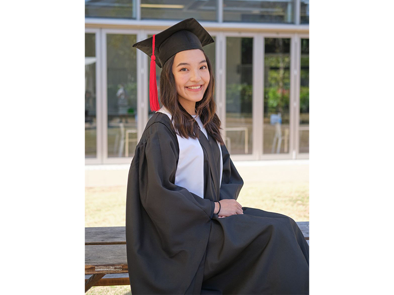 Cherry Lee, graduate of Hong Kong Academy Secondary School Sai Kung in 2021