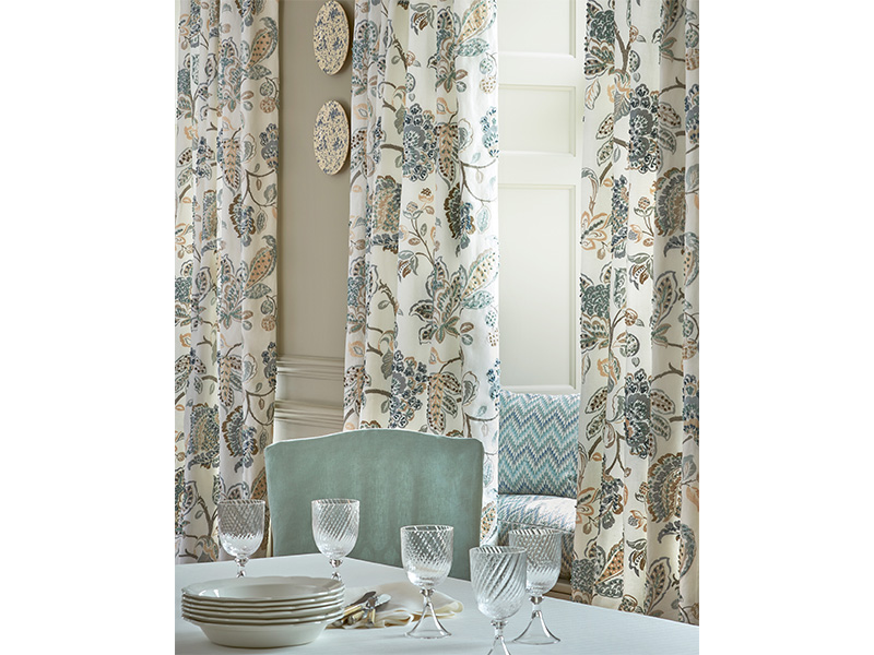 Dining room curtains from Colefax & Fowler, Altfield Gallery