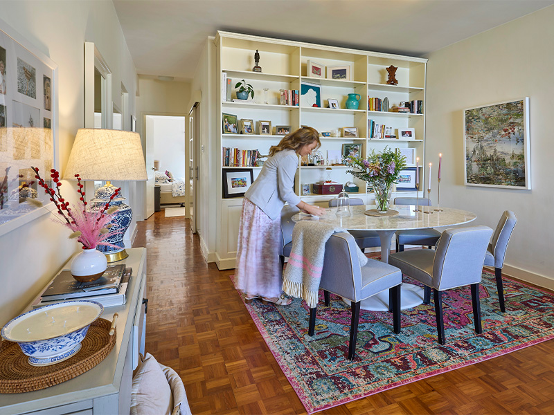 Jane Ramsay of Jane Eve Interiors in her Discovery Bay home
