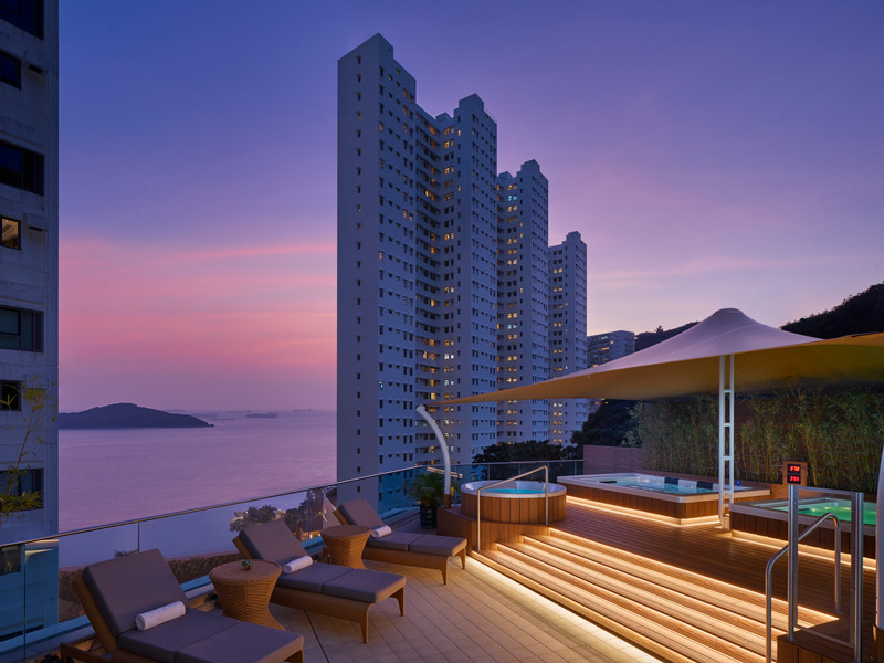 The Repulse Bay serviced apartments - night view