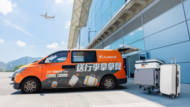 Lalamove luggage delivery service